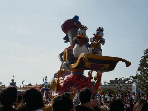 lesleywake giphyupload GIF