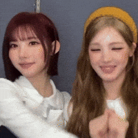 Jiwoo GIF