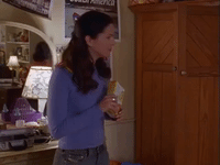 season 1 netflix GIF by Gilmore Girls 
