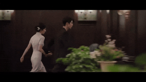 Сложные отношения героев Ван Чу Жань и Чжан Лин Хэ в первом трейлере дорамы «Это мгновение» 5 Сложные отношения героев Ван Чу Жань и Чжан Лин Хэ в первом трейлере дорамы «Это мгновение»