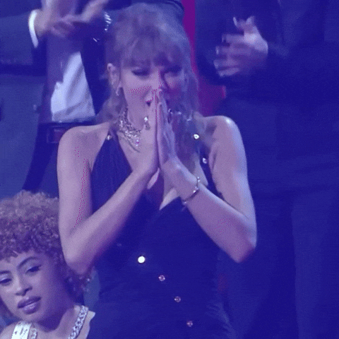 trainaaaa omg shock taylor swift taylor GIF