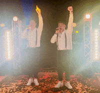 Jumping La La La GIF by de Wannebiezz