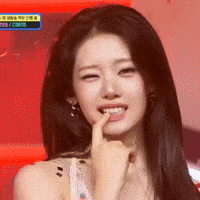 Aurora Kpop Idol GIF