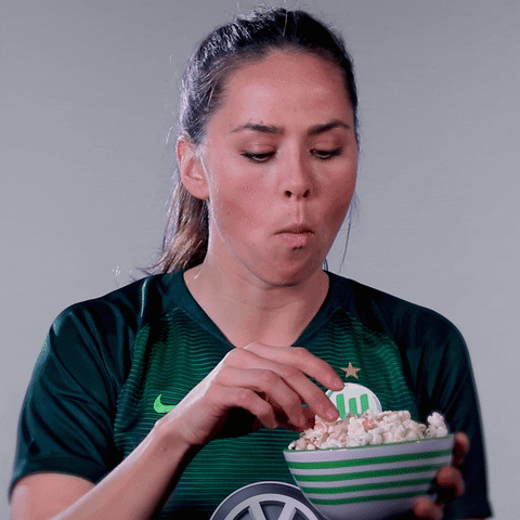 champions league eating GIF by VfL Wolfsburg