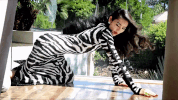 liu wen please GIF