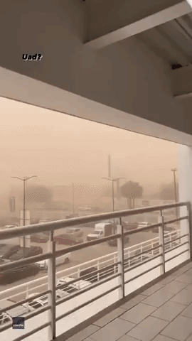 Student Captures Dramatic Damage to Building During Mexicali Sandstorm