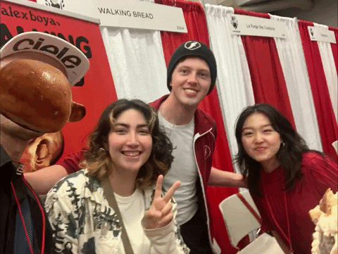 Performance Walking Bread GIF by Alex Boya