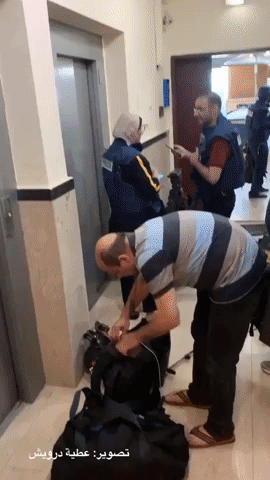 Journalists Rush to Evacuate Building Housing Press Offices Before it's Destroyed by Israeli Airstrikes