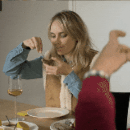 Oyster Eating GIF by BNNVARA