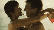 la casa de papel love GIF by NETFLIX