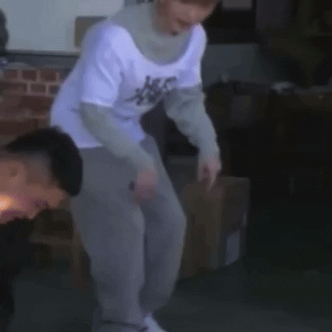 邱鋒澤 GIF
