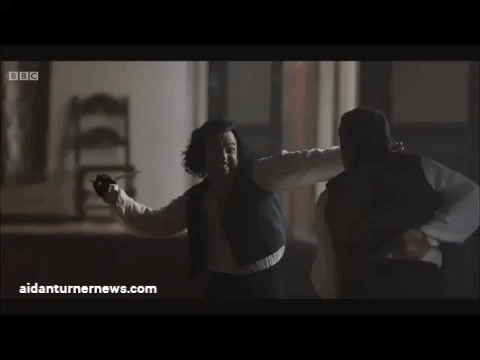 aidan turner GIF