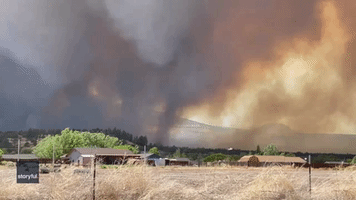 Huge 'Smokenados' Whirl Near Flagstaff as Pipeline Fire Spreads