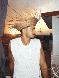 Lazzaro Oertli GIF