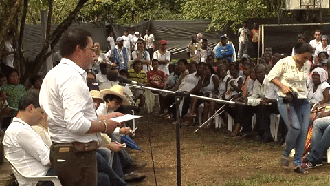 elcolombiano giphyupload GIF