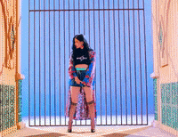 Alone GIF by (G)I-DLE