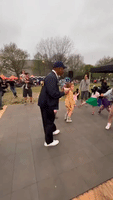NYC Mayor Dances With Kids at Queens Night Market