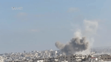 Over a Dozen Air Raids Reported in Rebel-Held Daraa City