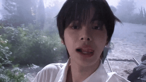Leo GIF