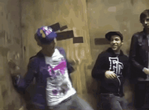 cr1msxn_sk1s giphyupload gabe GIF