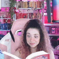 NathyTaLendo streamer livro surpresa ler GIF