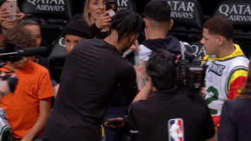 player-fan interaction d&#39;angelo russell GIF by NBA