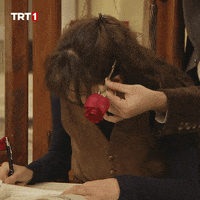 Surprise Love GIF by TRT
