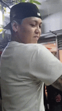 Bg8Locc GIF
