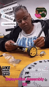 Robot Technology GIF by NoireSTEMinist