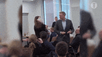 Christian Lindner: Schaumtorten-Angriff auf FDP-Ch