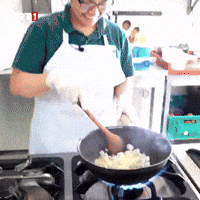 Dinner Cooking GIF by TRT