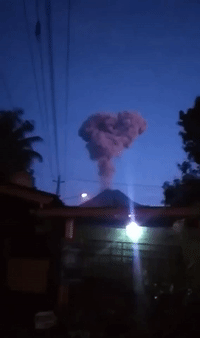 Java Volcano Eruption Sends Tall Plume of Smoke Into the Morning Sky