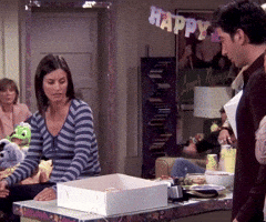 episode 4 friends GIF
