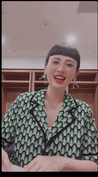 魏如萱 GIF
