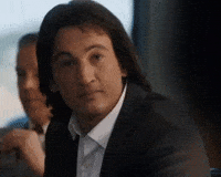 Miles Teller Branca GIF