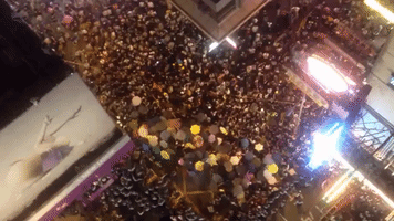 Police Advance on Protesters in Hong Kong's Mong Kok