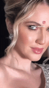 Maiara GIF