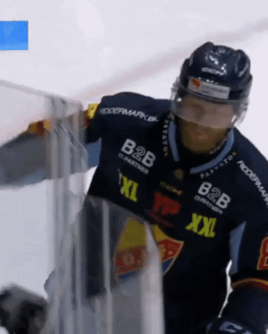 TristanDjuuuu  GIF