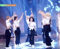 Stage Haewon GIF