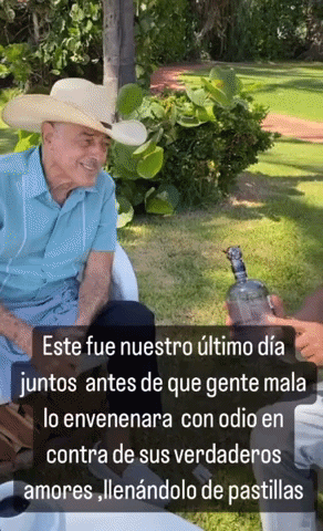 lizzie0323 giphyupload famosos showbiz espectaculos GIF