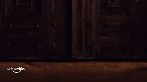 Rosamund Pike Moiraine GIF by BarkerSocial