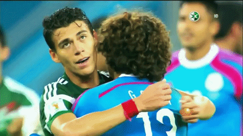 abrazo equipo GIF by MiSelecciónMX