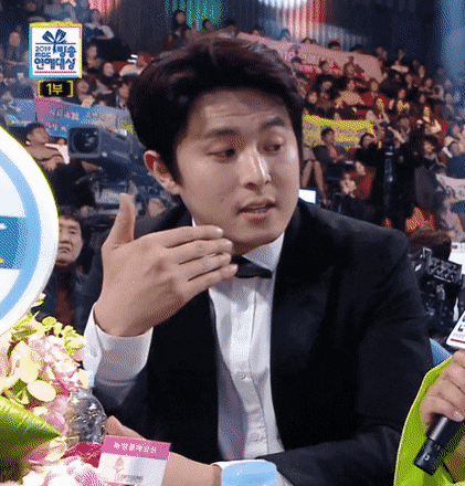 ehdgus1211 giphyupload GIF
