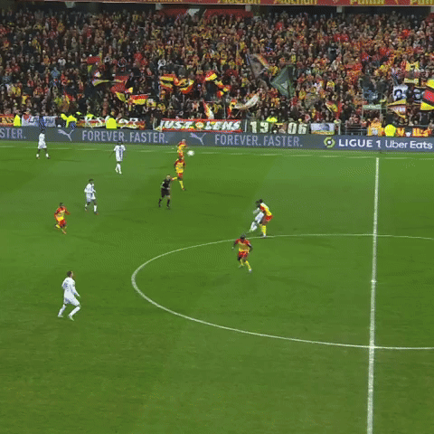 La frappe de Mendy à Lens