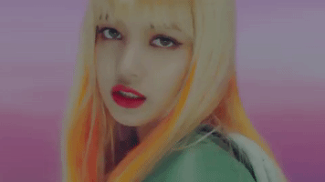 k-pop lisa GIF