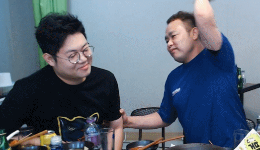 jseinyyi giphyupload GIF