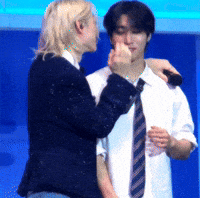 Stray Kids Kiss GIF
