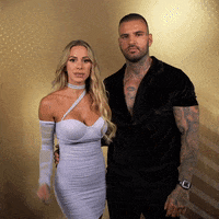 Vanessa Click Here GIF by RTLde