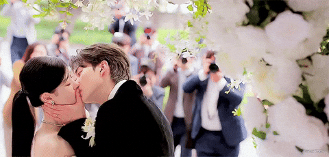 Song Kang Mi Demonio GIF