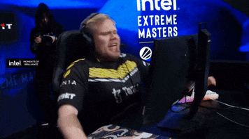 Happy Table GIF by Team Vitality